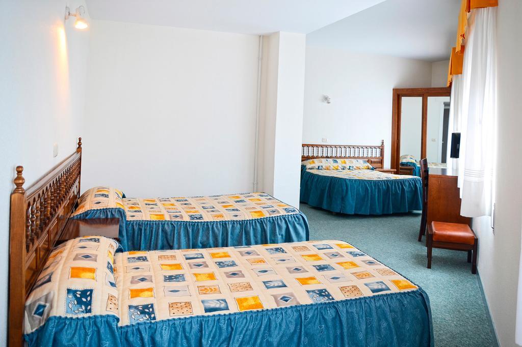 Hostal La Viuda Pobra De Trives الغرفة الصورة